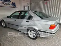 1993 BMW 320