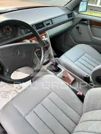 1993 Mercedes Benz 200
