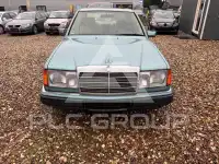 1993 Mercedes Benz 200