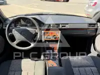 1993 Mercedes Benz E 280