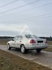 1993 Mercedes Benz C 280