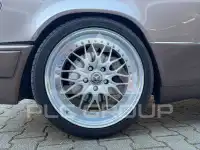 1993 Mercedes Benz E 400