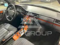 1993 Mercedes Benz 220