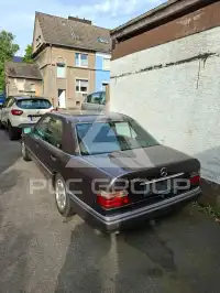 1993 Mercedes Benz 220