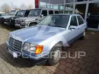 1993 Mercedes Benz 220