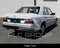 1993 Mercedes Benz 220