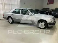 1993 Mercedes Benz 220