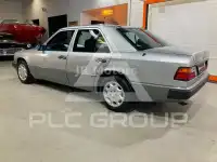 1993 Mercedes Benz 220