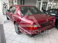 1993 Mercedes Benz E 200