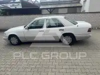1993 Mercedes Benz E 200