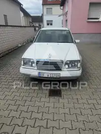 1993 Mercedes Benz E 200