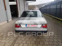1993 Mercedes Benz E 220