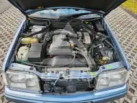 1993 Mercedes Benz E 220
