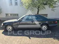 1993 Mercedes Benz E 220