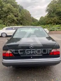 1993 Mercedes Benz E 220