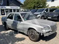 1993 Mercedes Benz E 220