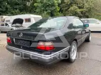 1993 Mercedes Benz E 220
