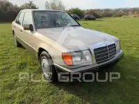 1993 Mercedes Benz E 220