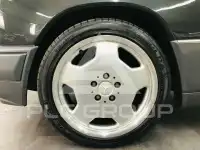 1993 Mercedes Benz E 220
