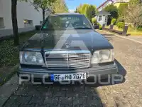 1993 Mercedes Benz E 220