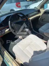 1994 Mercedes Benz 220
