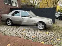 1994 Mercedes Benz E 200