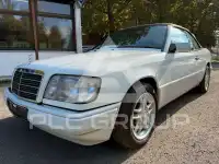 1994 Mercedes Benz E 200