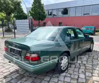 1994 Mercedes Benz E 200