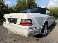 1994 Mercedes Benz E 200