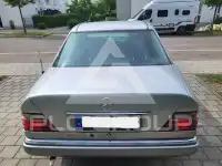 1994 Mercedes Benz E 220