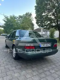 1994 Mercedes Benz E 220