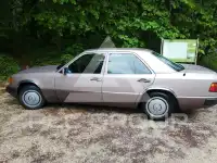 1994 Mercedes Benz E 220