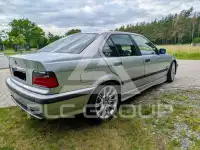 1995 BMW 320