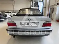 1995 BMW 320