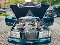 1995 Mercedes Benz E 200