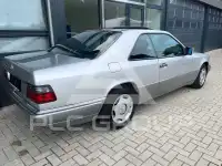 1995 Mercedes Benz E 220