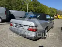 1995 Mercedes Benz E 220