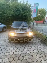 1995 Mercedes Benz E 220