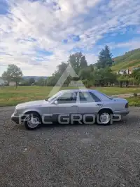 1995 Mercedes Benz E 220