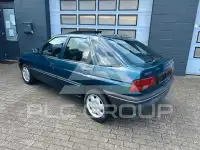 1995 Ford ESCORT