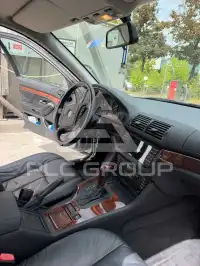 1996 BMW 523