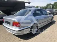 1996 BMW 528