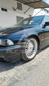 1996 BMW 520