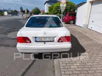 1996 Mercedes Benz E 320