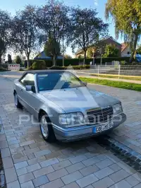 1996 Mercedes Benz E 200