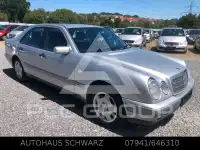 1996 Mercedes Benz E 200