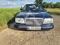 1996 Mercedes Benz E 220