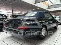1996 Mercedes Benz E 220
