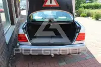 1996 Mercedes Benz E 220