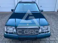 1996 Mercedes Benz E 220